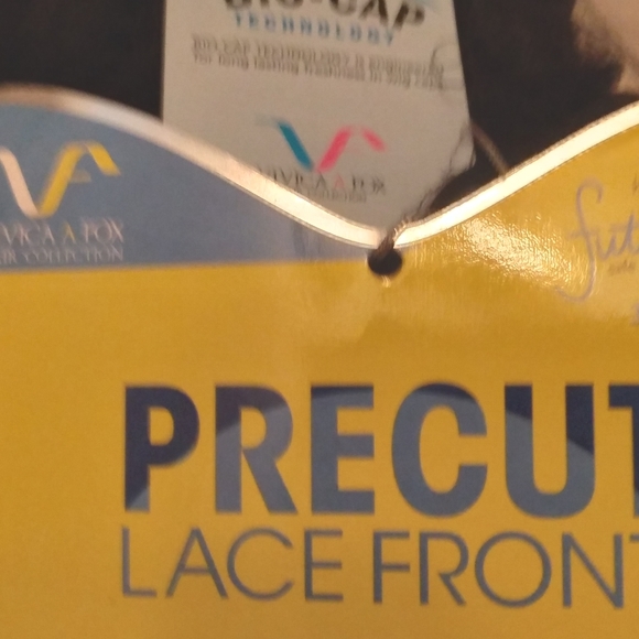 Wig - Picture 6 of 8